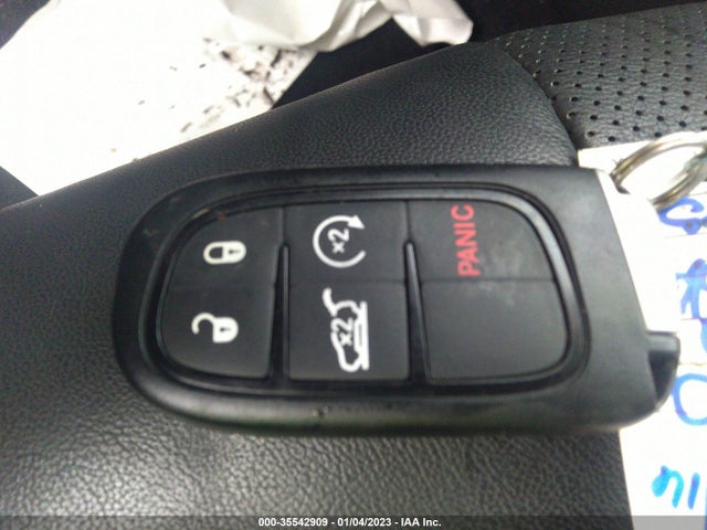 2021 Jeep Cherokee, VIN: 1C4PJMDX8MD162144