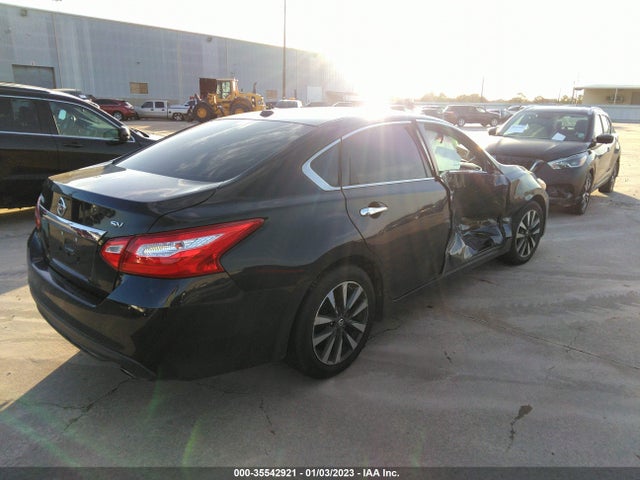 2017 NISSAN ALTIMA VIN: 1N4AL3AP7HC194566