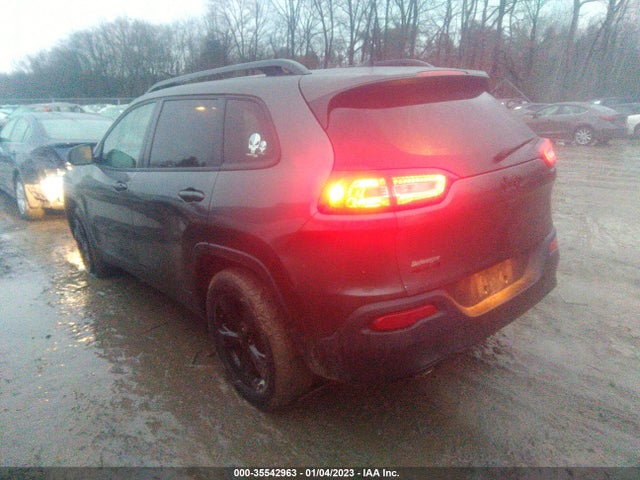 2018 Jeep Cherokee, VIN: 1C4PJMCB4JD502455