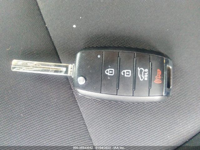 KNDJN2A28F7120050 KIA Soul Base