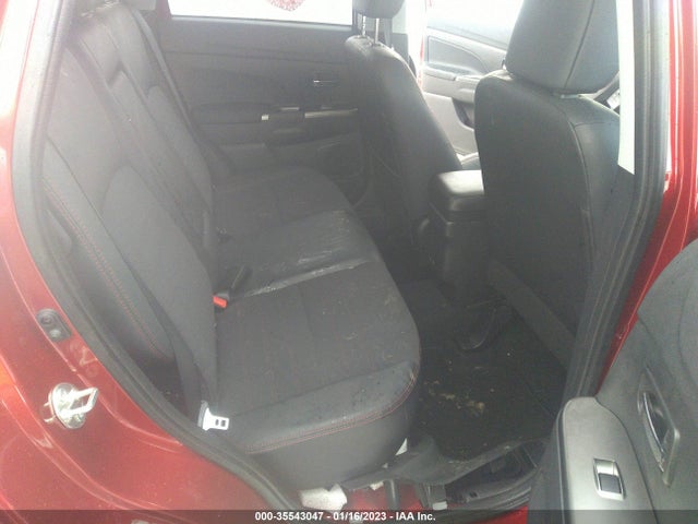 JA4ARUAU3NU019946 Mitsubishi Outlander Sport Es/le/se