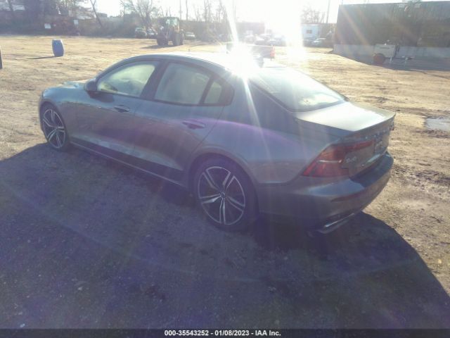 7JRA22TMXLG037983 Volvo S60 R-design
