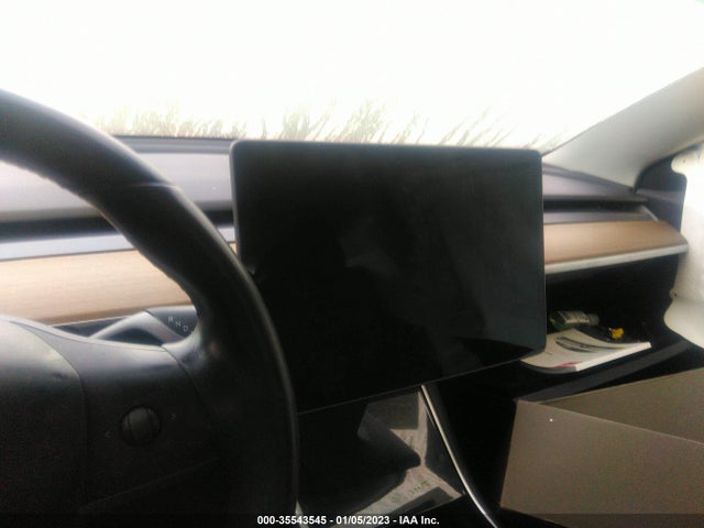 2018 Tesla 3, VIN: 5YJ3E1EA4JF089452