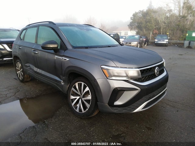 2022 Volkswagen Taos, VIN: 3VVDX7B26NM057278