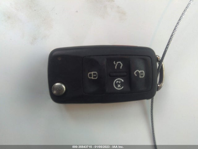 1VWGT7A36HC056104 Volkswagen Passat 1.8t Se W/technology