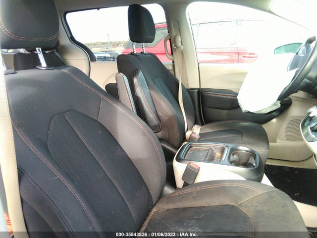 Chrysler Pacifica Touring Plus 2019 2C4RC1FG9KR644307 Image 5