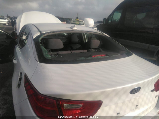 2015 Kia Optima, VIN: KNAGM4A73F5664386