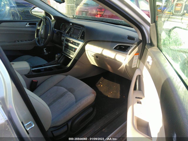 Продаж на аукціоні авто 2016 Hyundai Sonata Hybrid Se, vin: KMHE24L18GA025658, номер лоту: 35544060