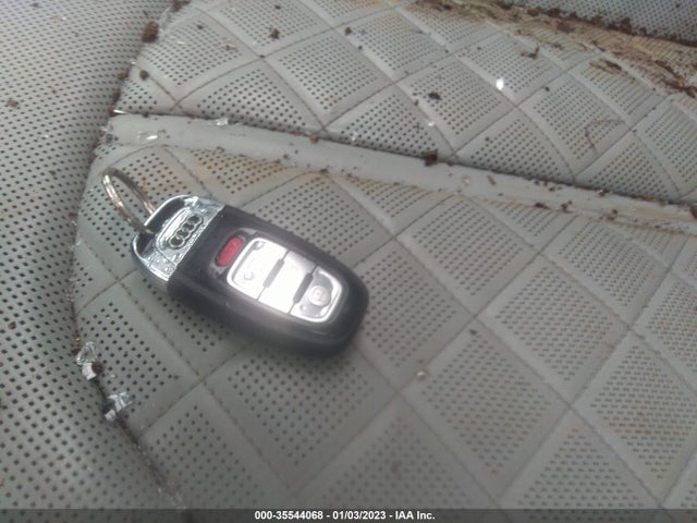 Audi A8 L 4.0t 2015 WAU32AFD8FN040360 Image 11