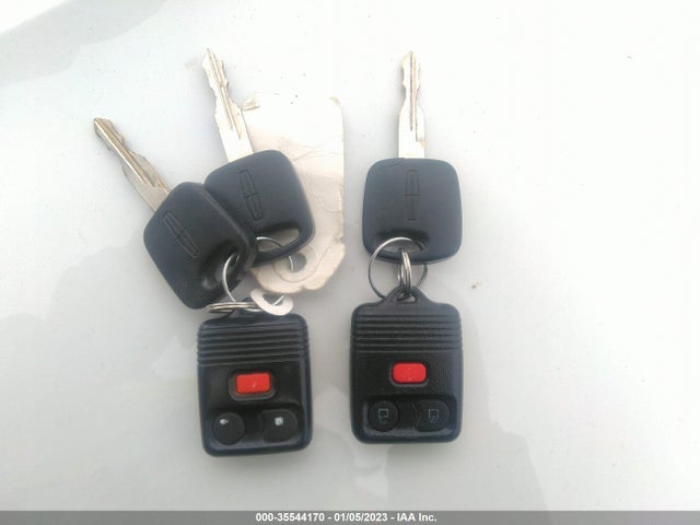 Lincoln Navigator 1998 5LMPU28L2WLJ28818 Image 3
