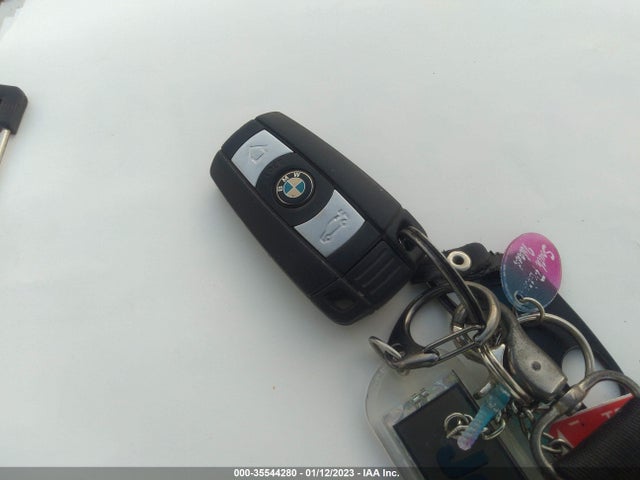 2007 BMW 3 SERIES 328XI VIN: WBAVC73577KP36524