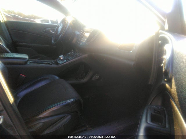 Chrysler 200 S 2015 1C3CCCBB6FN532437 Image 5