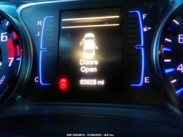 Chrysler 200 S 2015 1C3CCCBB6FN532437 Image 7