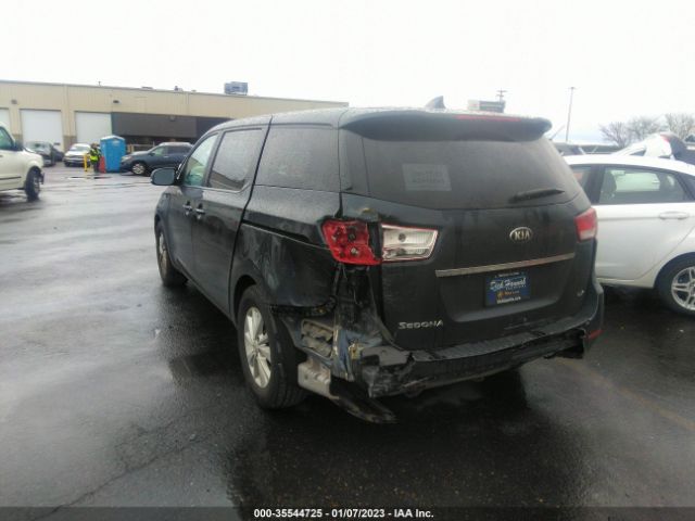 KNDMB5C17H6219821 KIA SEDONA LX
