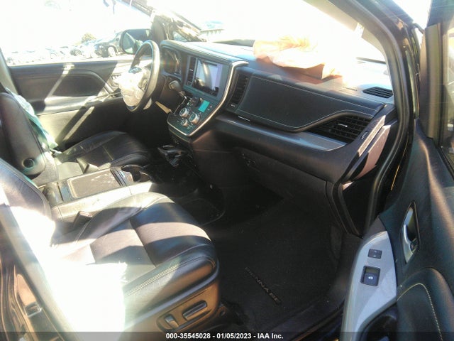 2017 Toyota Sienna, VIN: 5TDXZ3DC5HS882155