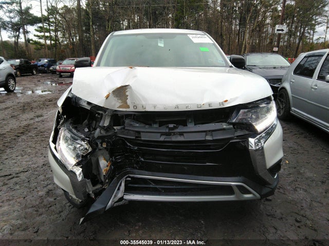 JA4AD2A3XKZ053570 Mitsubishi Outlander Es