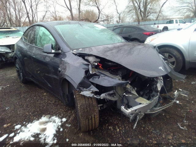 Tesla Model Y 2021 5YJYGDEF9MF303577 main image