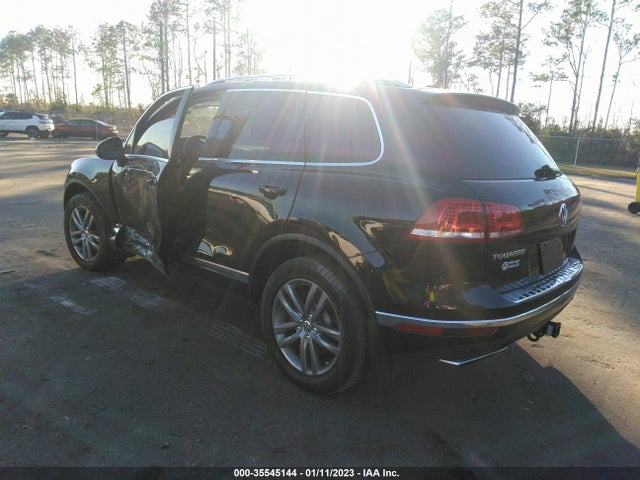 2015 Volkswagen Touareg, VIN: WVGEF9BP0FD001780