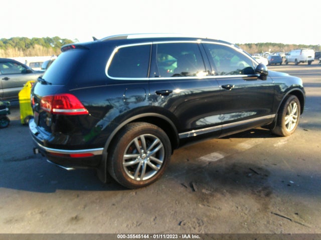 2015 Volkswagen Touareg, VIN: WVGEF9BP0FD001780