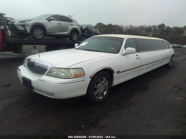 Lincoln Town Car Limousine Pkg 2008 2L1FM88W38X650926 Image 2