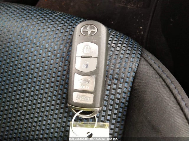2016 Scion IA, VIN: 3MYDLBZV1GY105845