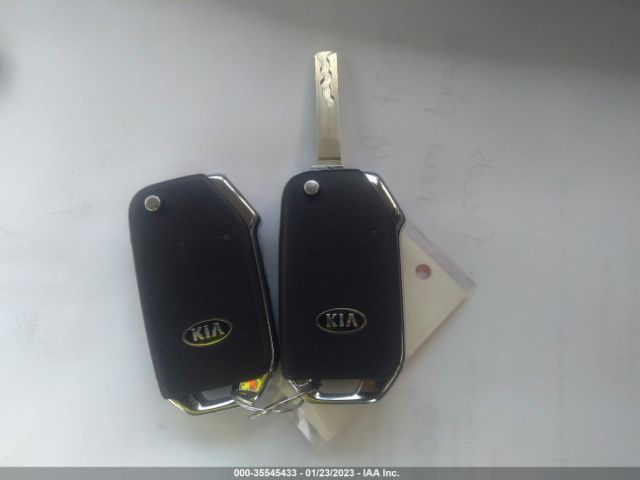 KNDEUCAA3M7172071 KIA SELTOS S