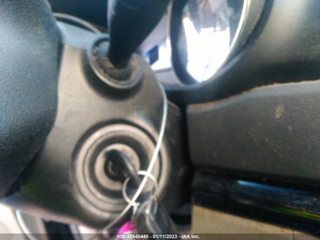 KNDMB5C11G6151384 KIA SEDONA LX