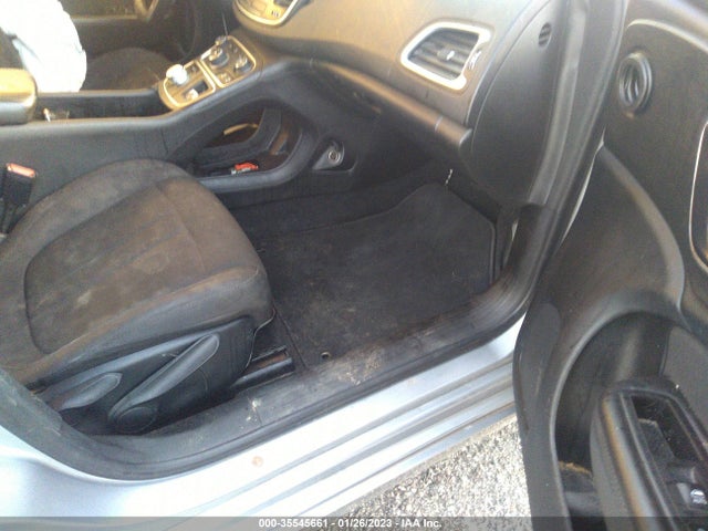 Chrysler 200 Limited 2015 1C3CCCAB0FN634933 Image 6