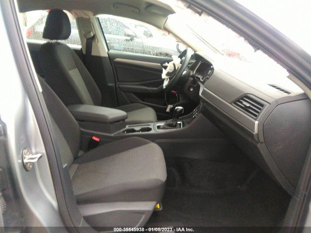 3VWC57BU8MM021590 Volkswagen Jetta S/se/r-line