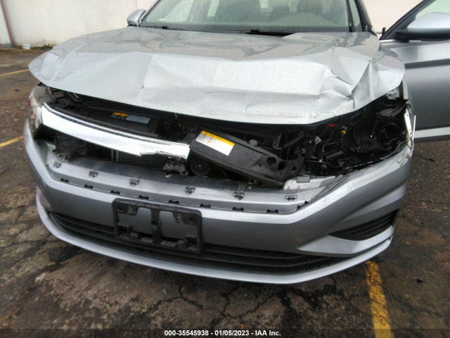 3VWC57BU8MM021590 Volkswagen Jetta S/se/r-line