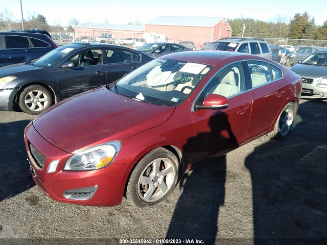 Volvo S60 T5 2012 YV1622FS4C2030520 Image 2