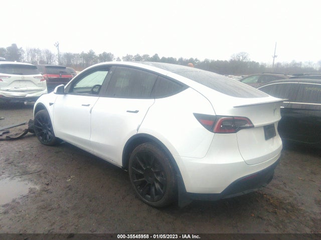 Tesla Model Y Long Range 2021 5YJYGDEE8MF244870 Image 4