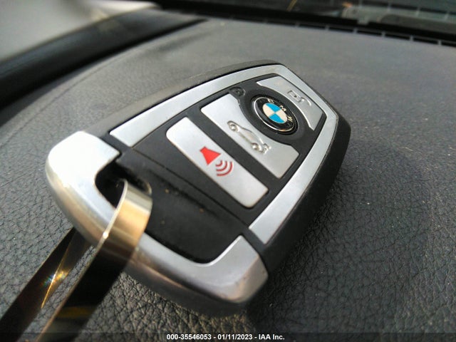 BMW 6 Series 640i 2016 WBA6D0C50GG432401 Image 11