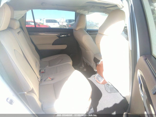 Toyota Highlander 2021 5TDYZRAH7MS532088 Image 9