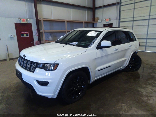 Jeep Grand Cherokee Altitude 2018 1C4RJFAG7JC499284 Image 2