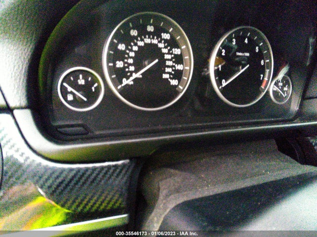BMW 5 Series 528i 2011 WBAFR1C53BC742243 Image 8