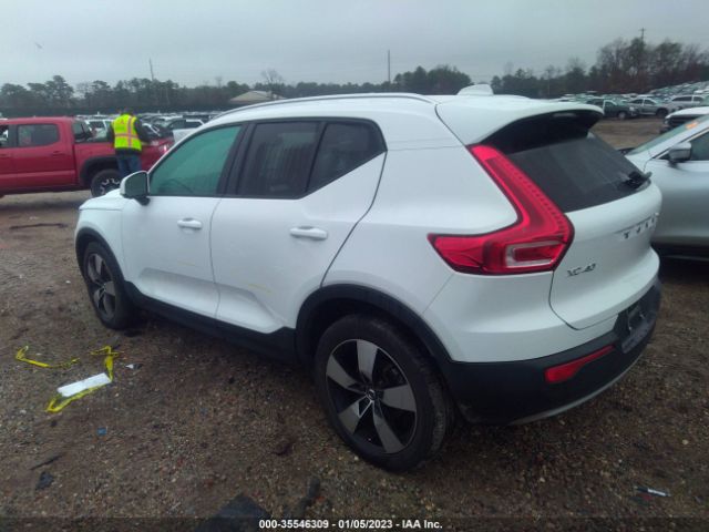 YV4162UK9L2333121 Volvo Xc40 Momentum