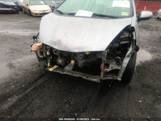 2010 HONDA FIT SPORT VIN: JHMGE8G49AC017465