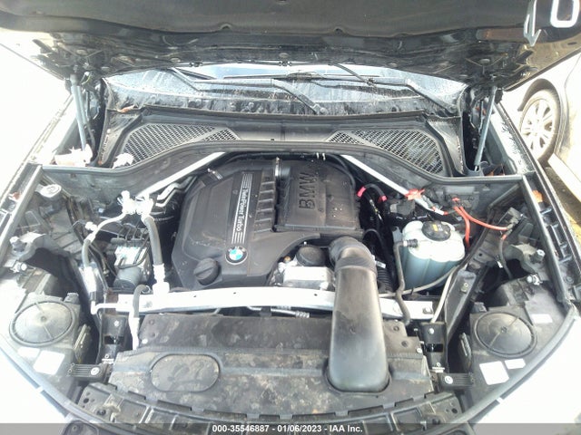 2018 BMW X5, VIN: 5UXKR0C50J0X90728