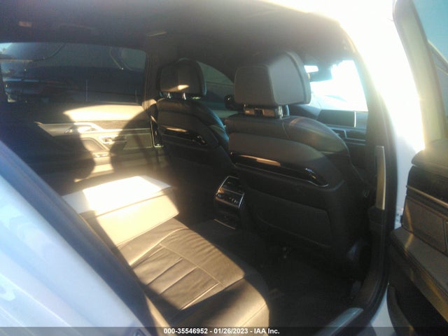 2020 BMW 7 Series, VIN: WBA7T2C02LCD70818