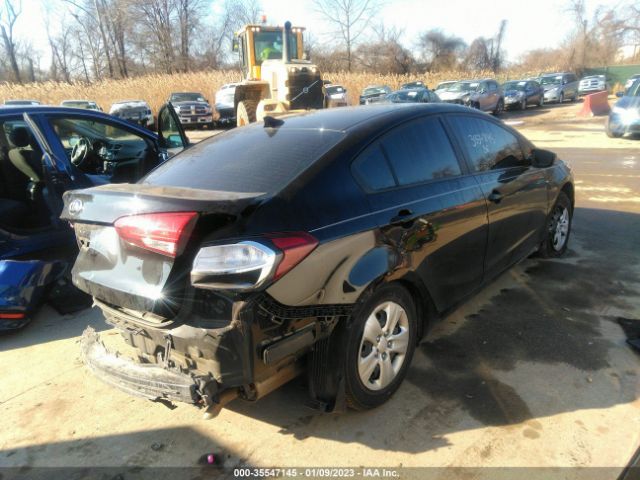 3KPFK4A72HE085823 KIA FORTE LX