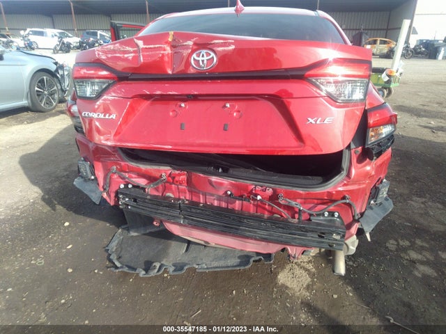 2021 TOYOTA COROLLA XLE VIN: 5YFFPMAE1MP188742