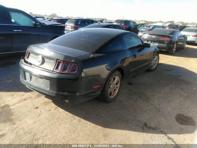 2014 FORD MUSTANG V6 VIN: 1ZVBP8AM5E5207530