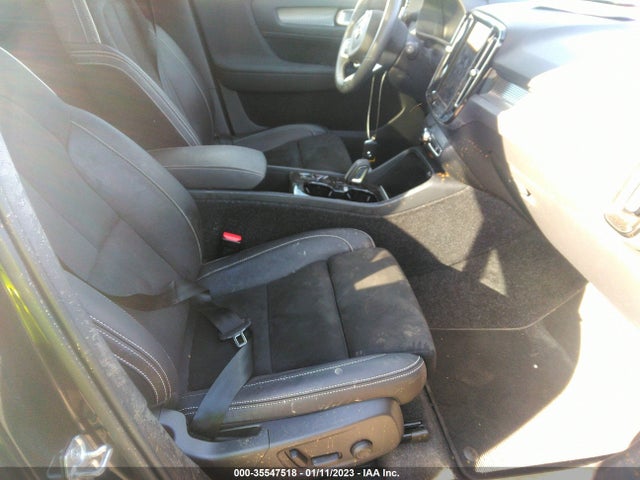2021 Volvo XC40, VIN: YV4162UM9M2475469
