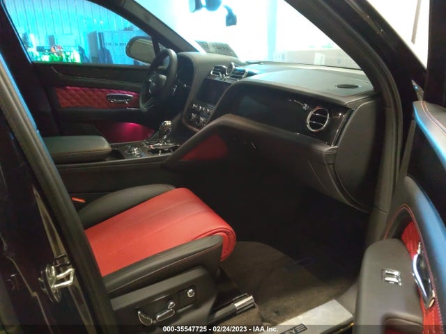 2021 Bentley Bentayga, VIN: SJAAM2ZV1MC038412