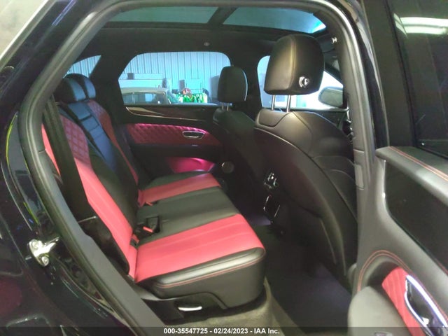 2021 Bentley Bentayga, VIN: SJAAM2ZV1MC038412