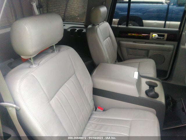 Lincoln Navigator 2005 5LMFU27535LJ24595 Image 9