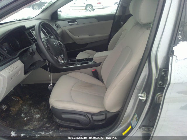 2018 Hyundai Sonata, VIN: 5NPE24AF5JH670366