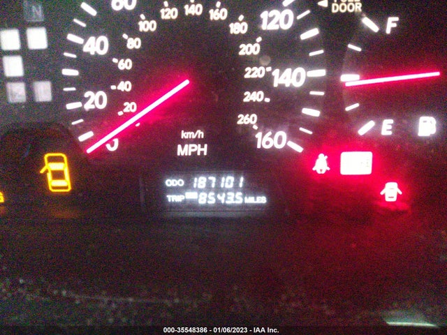 Lexus LS 430 2002 JTHBN30F520068375 Image 8