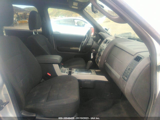 2009 FORD ESCAPE XLT VIN: 1FMCU03729KA07569